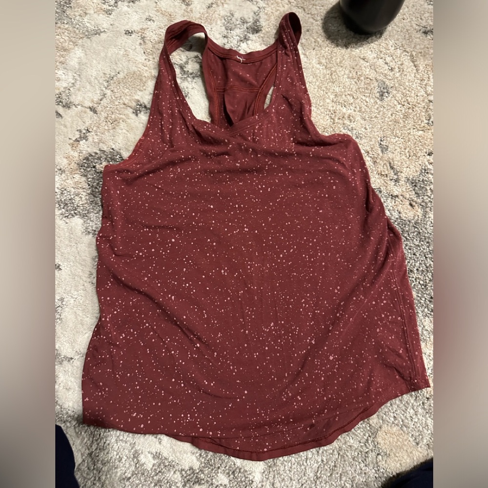 Love tank in red speckles